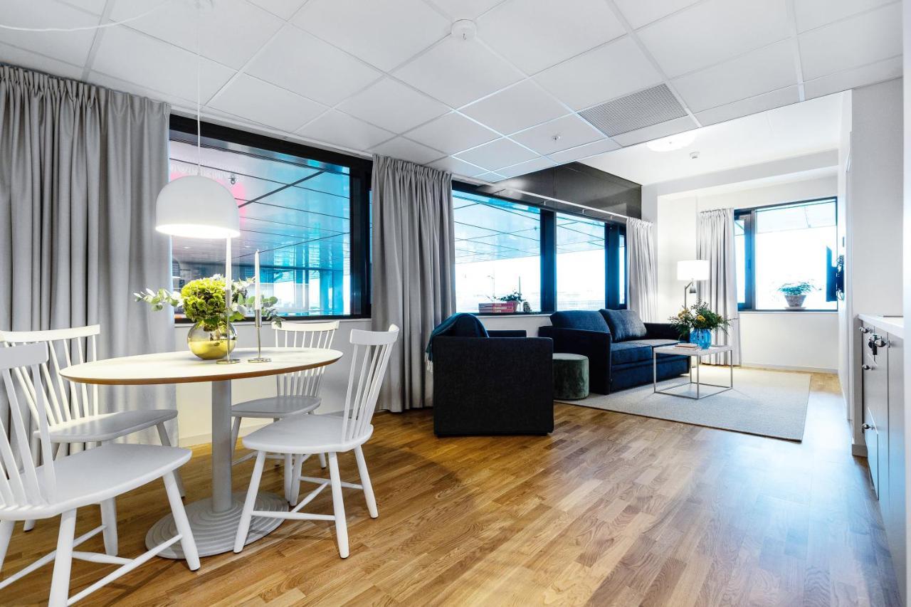 Biz Apartment Bromma Stockholm Eksteriør billede A student apartment at the University of Jyväskylä